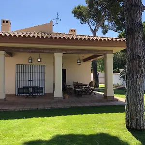 Moderno Y Amplio Chalet, Con Piscina Privada Chiclana de la Frontera